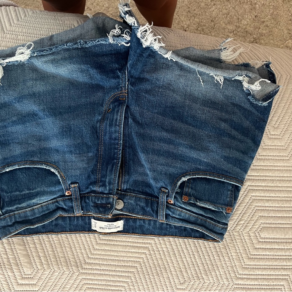 The cutoff shorts high rise